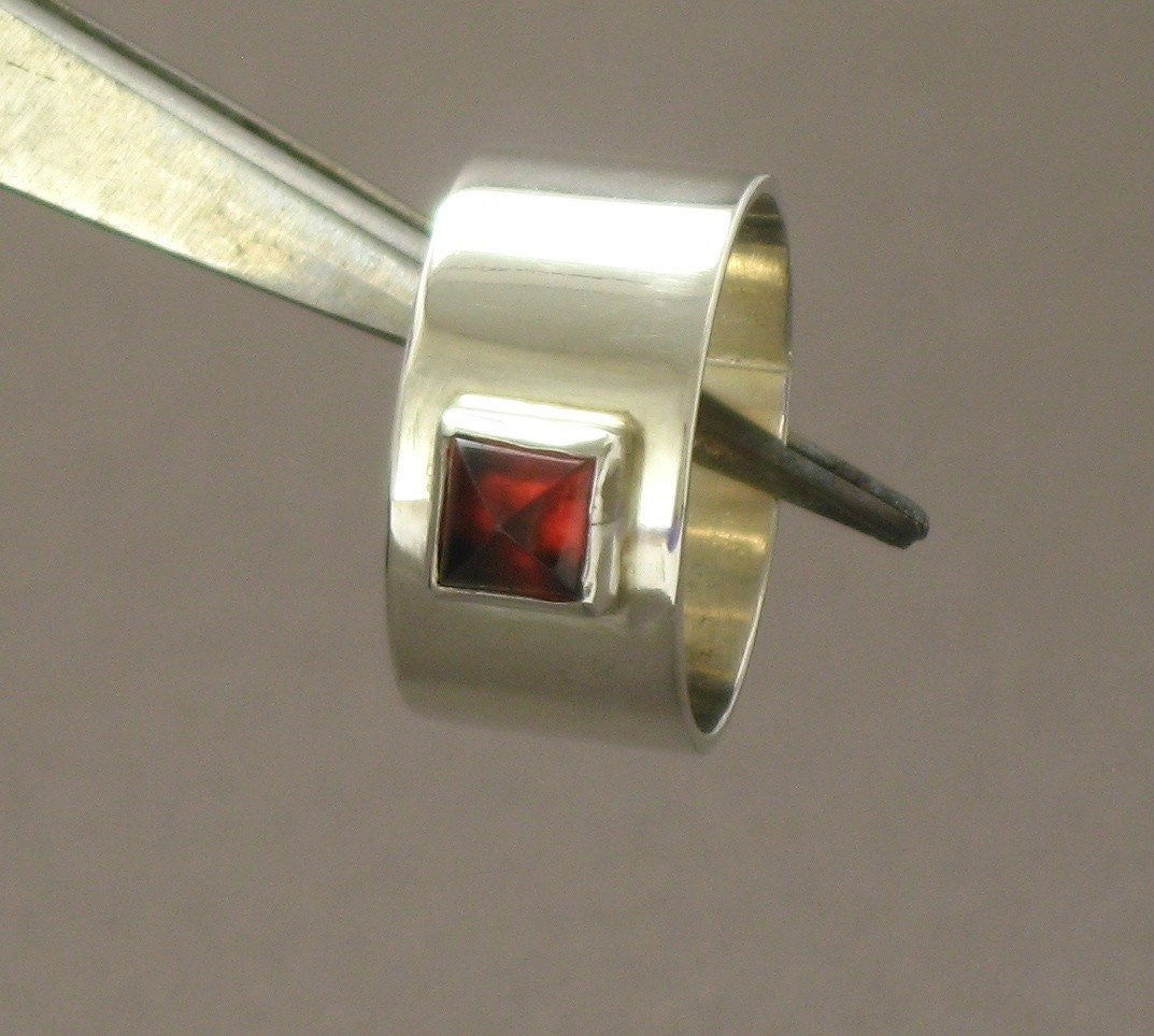 Sterling Silver Garnet Ring
