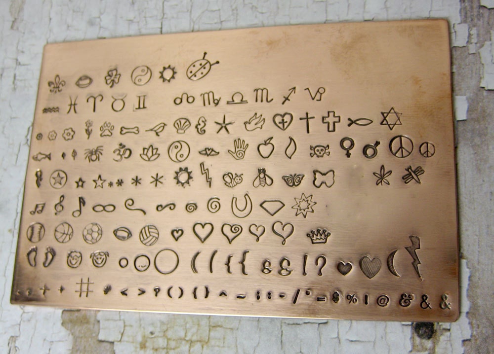 Necklace Mommy - Tags made from 14K Gold with raised edge