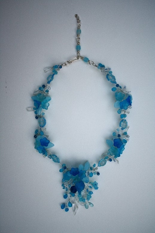 Iced Bouquet Necklace and Earring Set