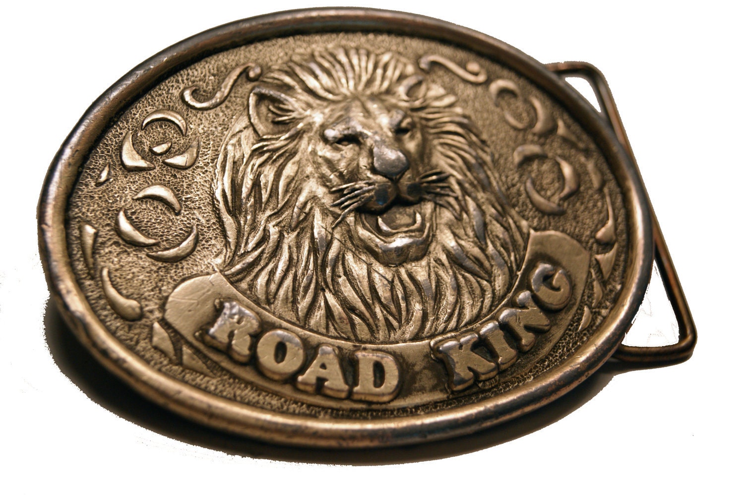 Lion Belt Buckle Vintage Brass Road King by MakeItMineFinds