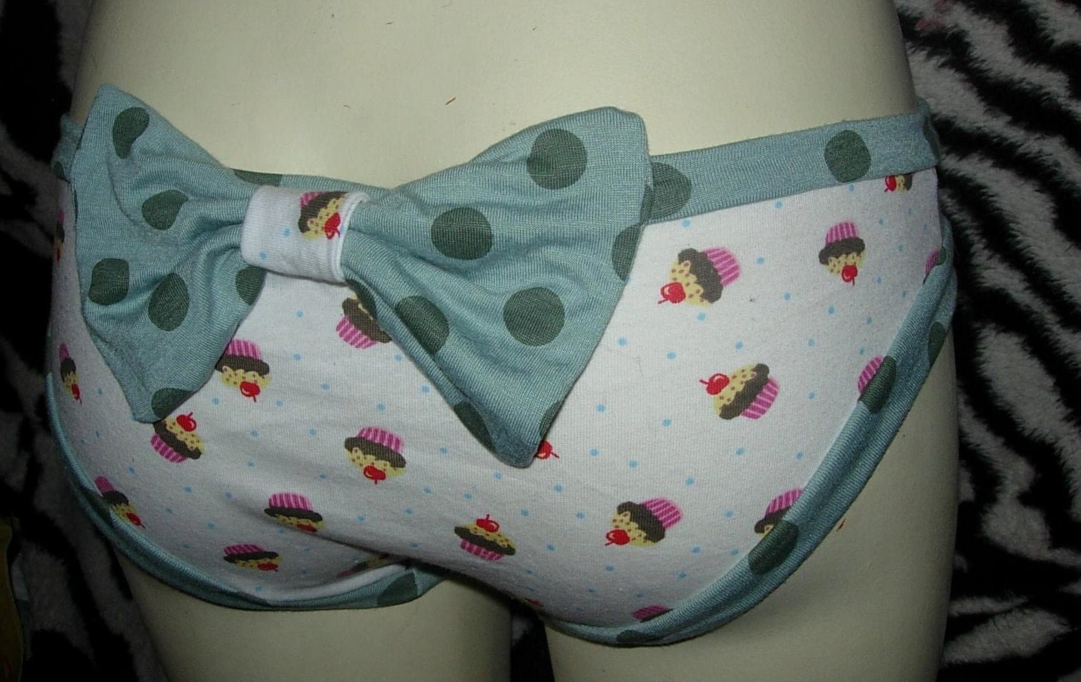 Cupcake Big Bow Behind Panties by CherryPiePunk on Etsy