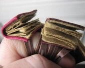 Mini book ring - dark brown