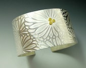 Super woman Sterling silver floral cuff with gold accents, handcrafted artisan jewelry by jewelrybyfrancine on etsy
