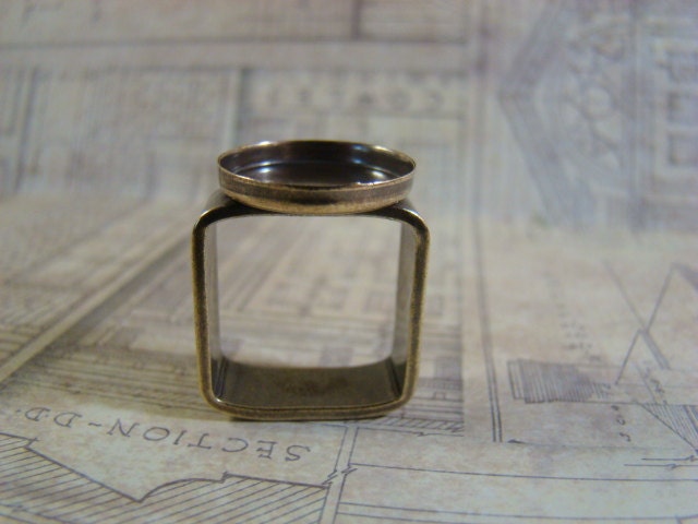 Half Dozen (6) -  Size 7 Wide Square Band Rings - Antiqued Natural Brass - Perfect for Typewriter Keys, Resin