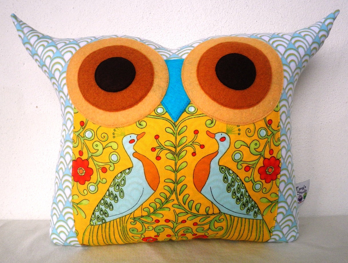 SALE 25%/Polyfil Stuffed Royal peacock Owl Pillow/Ready to ship