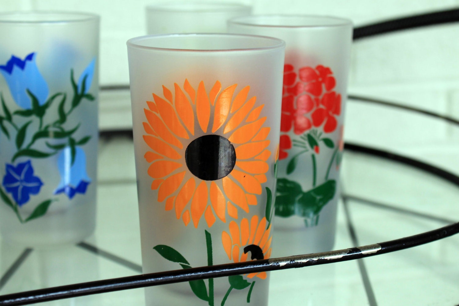 Vintage Flower Drinking Glasses - set of 6
