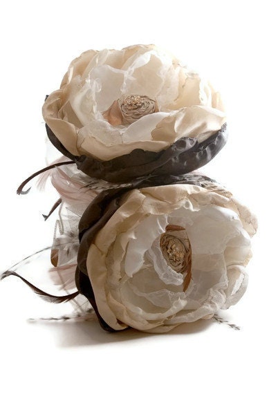 Wedding Bouquet - Bridesmaid Bouquet - Single Flower Bouquet - Giant Fabric Flower - Custom Made To Order