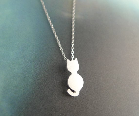 silver cat necklace