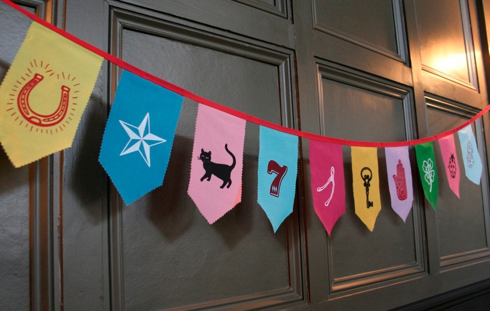 Lucky bunting