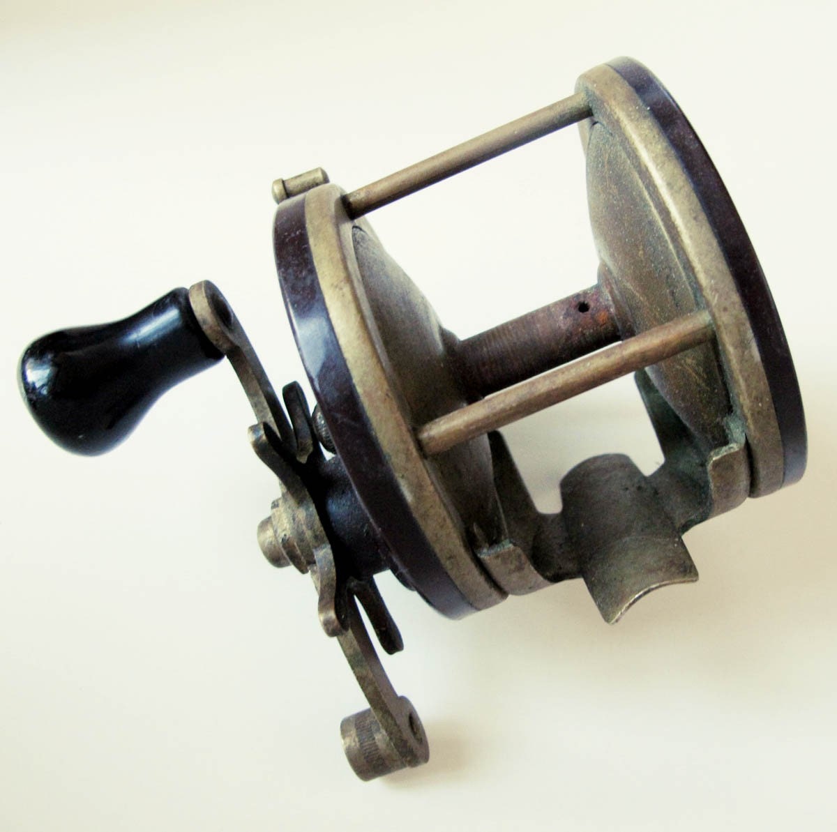 Fisherman's Friend old brass fishing reel Bay City