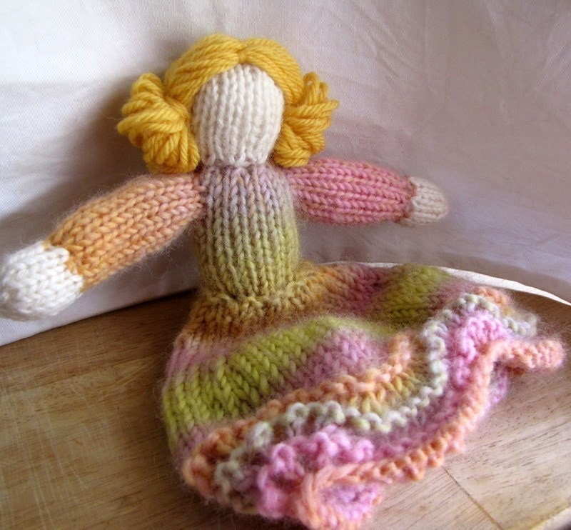 WALDORF KNITTING PATTERN- Waldorf  Doll- With or Without Legs