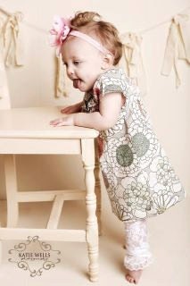 Adorable stretch-lace leggings -available in many colors in sizes 0-6m, 6-12m, 12-24m, 2/3, 4/5-photography, special occasion, wedding