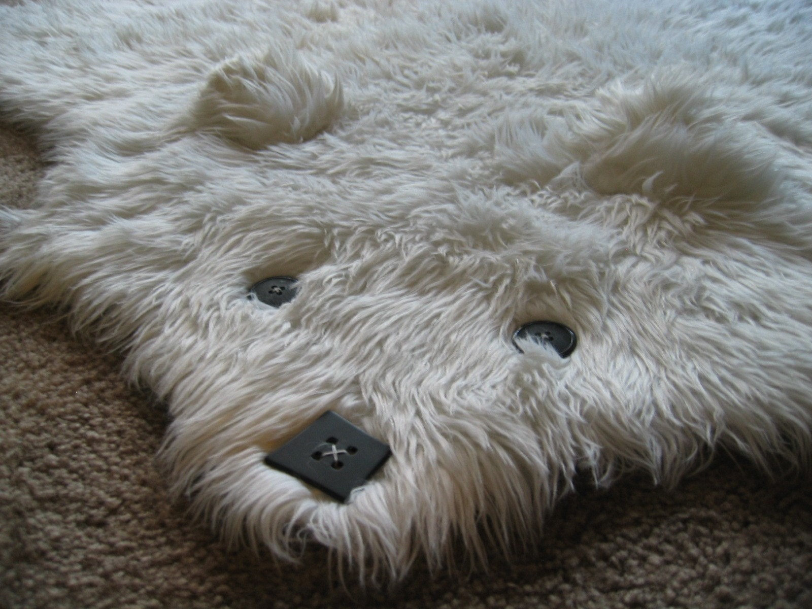 Beary - The Faux Shaggy Long Pile Bearskin Rug
