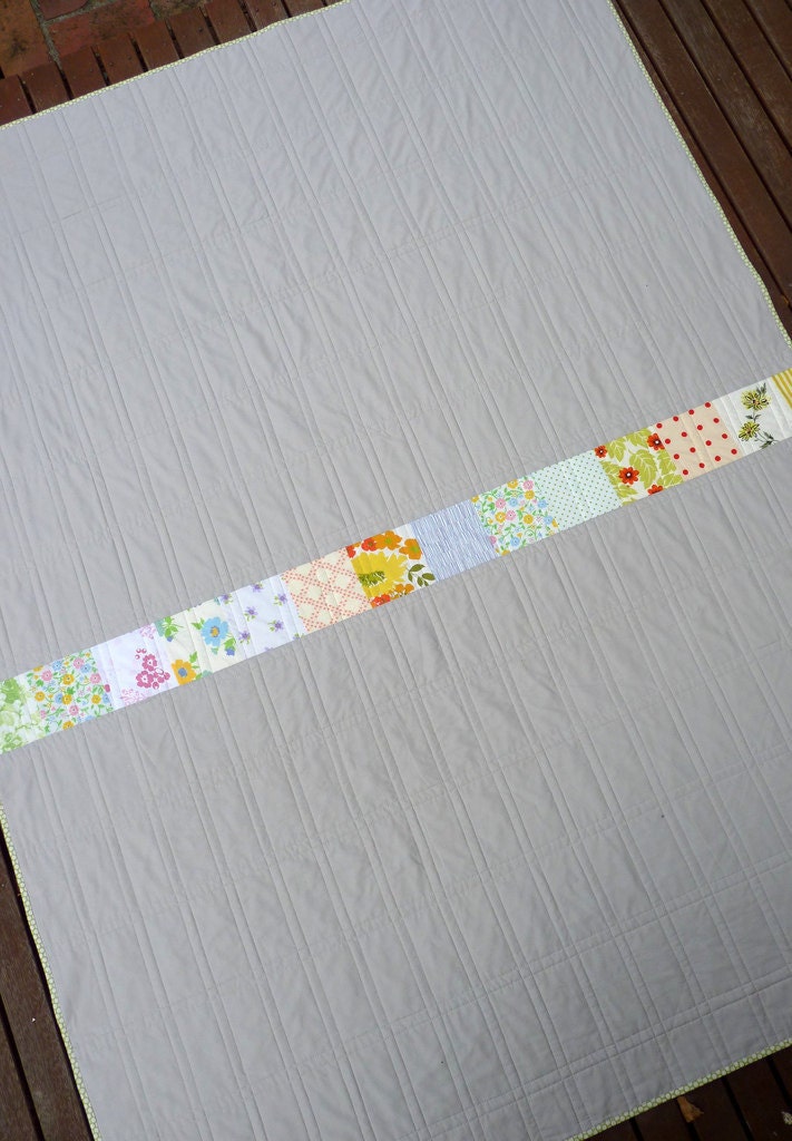 SALE SALE - Vintage Style - Floral Patchwork Quilt by Red Pepper Quilts
