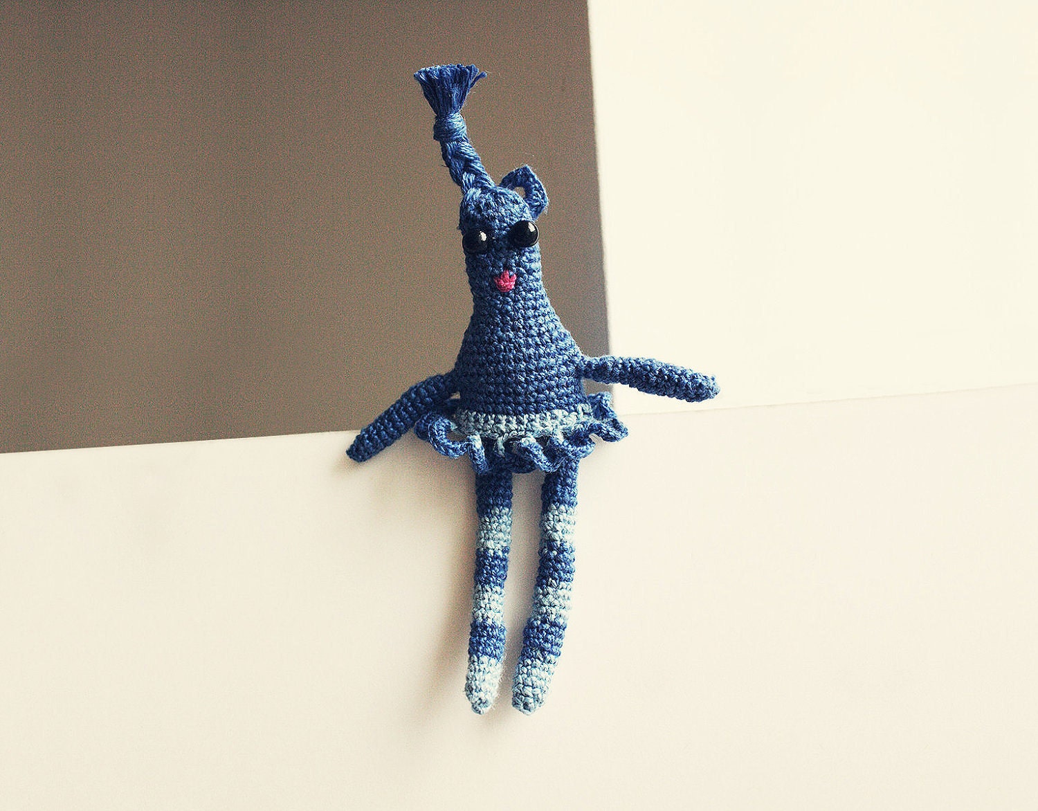 Zydre" Crocheted blue linen doll - brooch - necklace