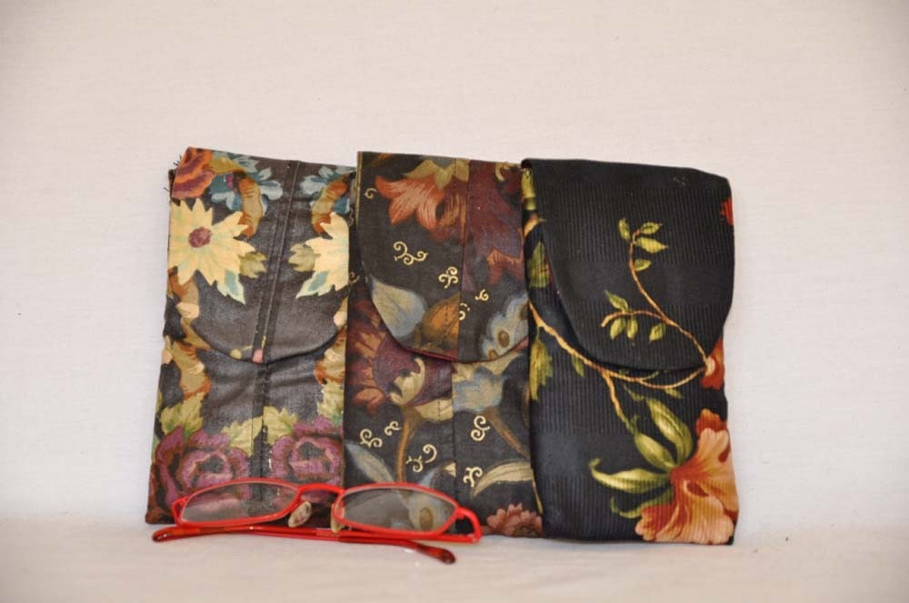 50% OFF and Free Shipping Eco Padded Glasses or Sunglasses Case in Floral Cotton