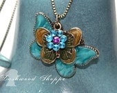 SALE  Gorgeous Butterfly Necklace Mariposa
