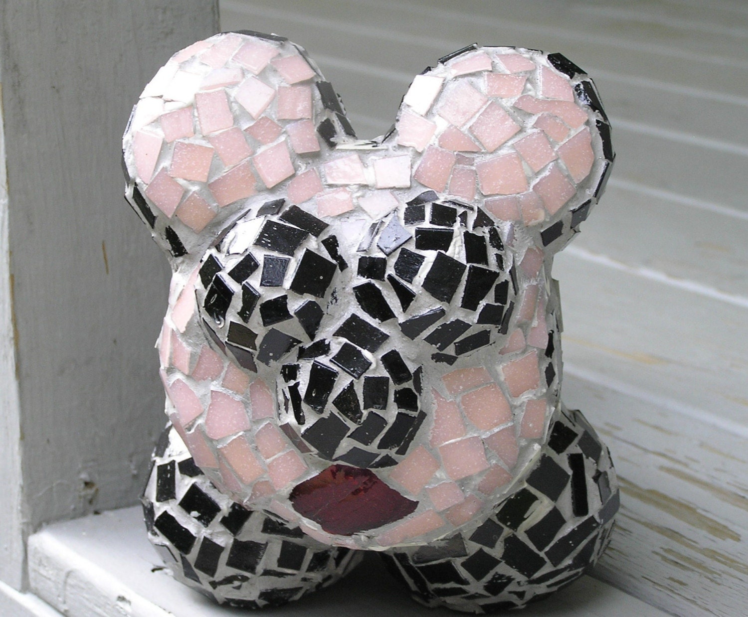 Garden Ornament - Broken Pieces Mosaic Garden Mouse - NellsBelles
