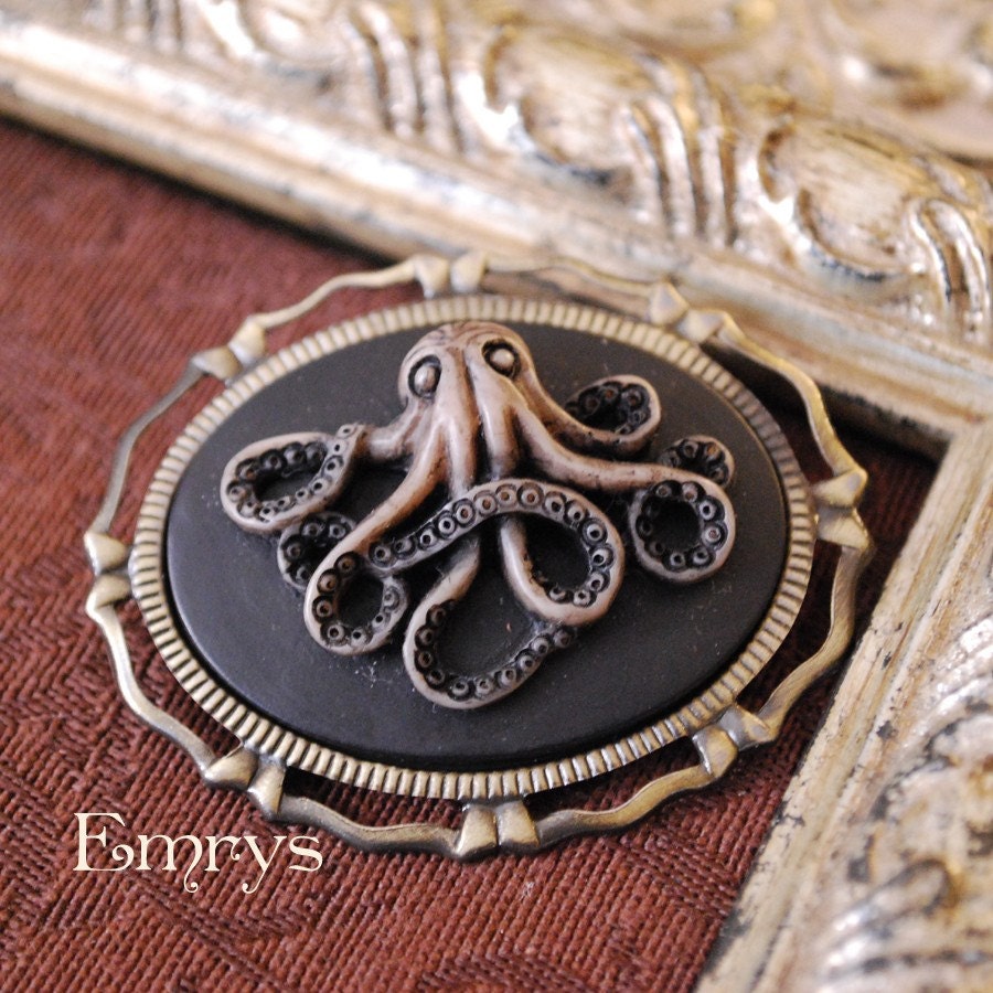 Octopus Cameo Brooch