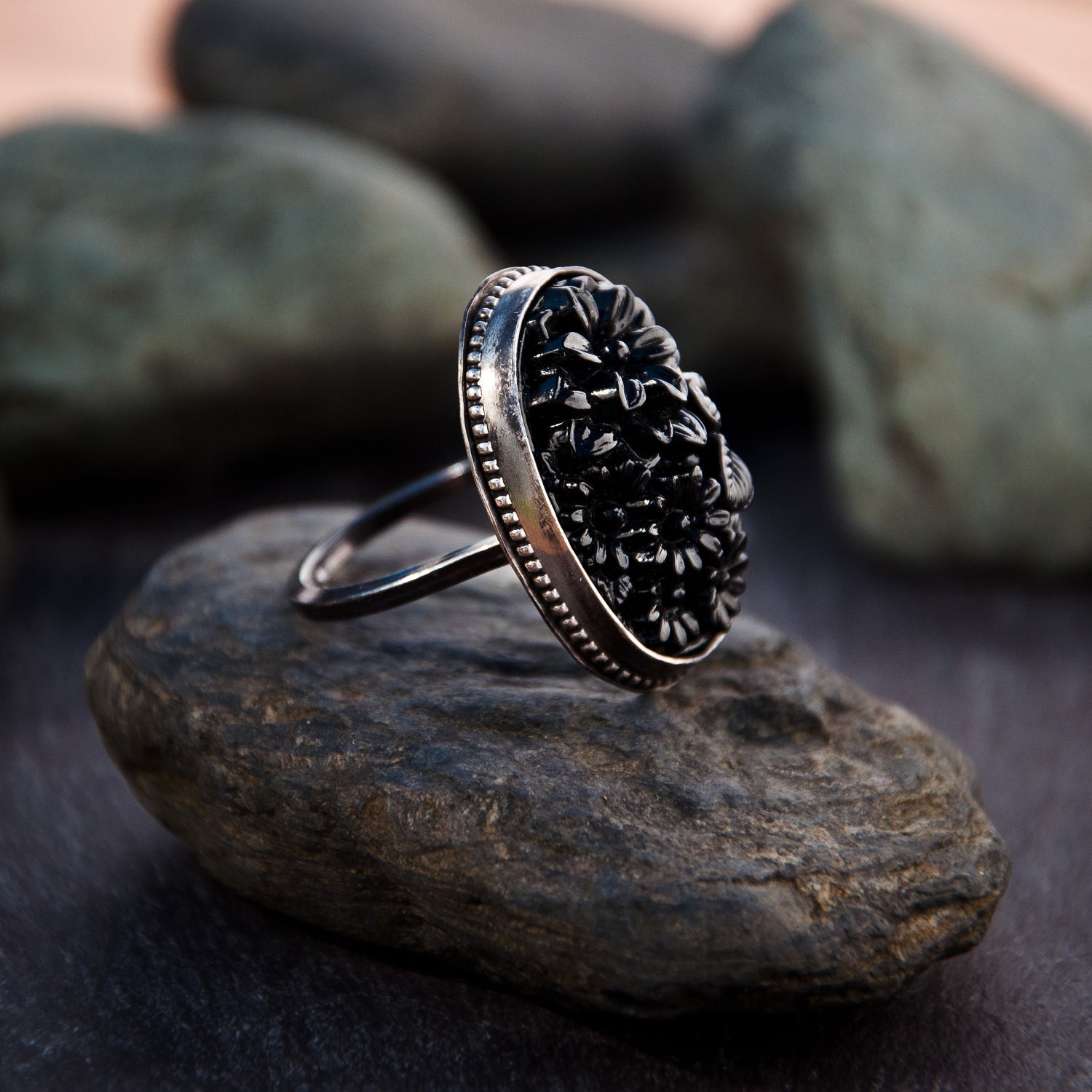 Dramatic Black Large Vintage Glass Cocktail Ring - Size 6.5