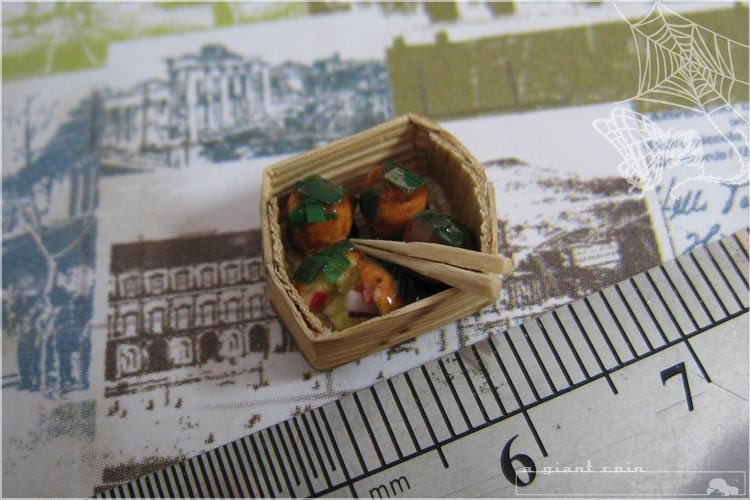 Takoyaki in 1/12 scale
