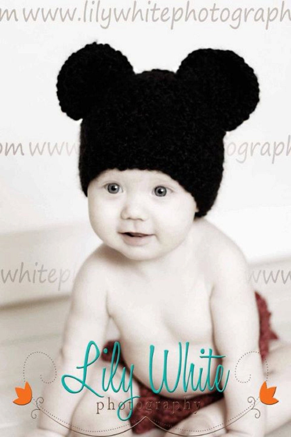 2 in 1 Mickey Mouse or Minnie Mouse Diaper Cover and Hat Set ---- GREAT PHOTOGRAPHY PROP--- An Original Creation