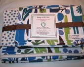 Baby Gift Set - Baby Toddler Stroller Blanket, Wet Bag, Burp cloth, Wash cloth, Wet Bag -  2D zoo Blue
