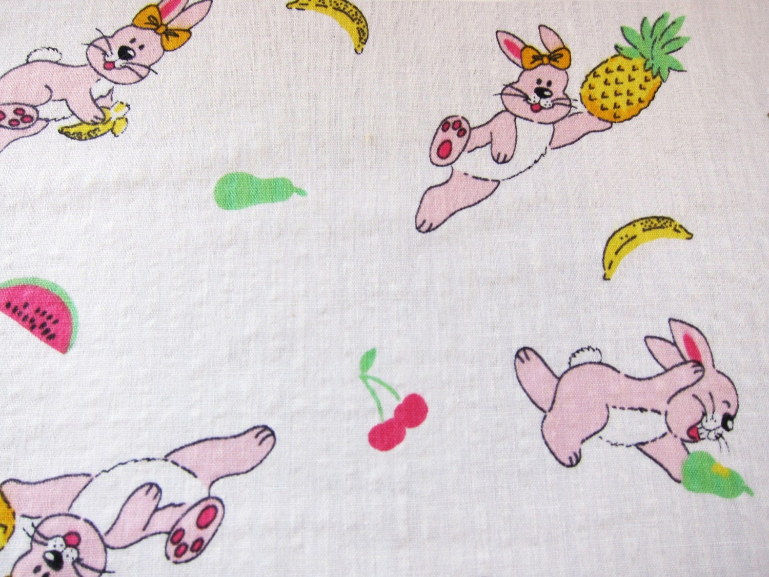 Vintage novelty cotton fabric 40s juvenile rabbits and fruit