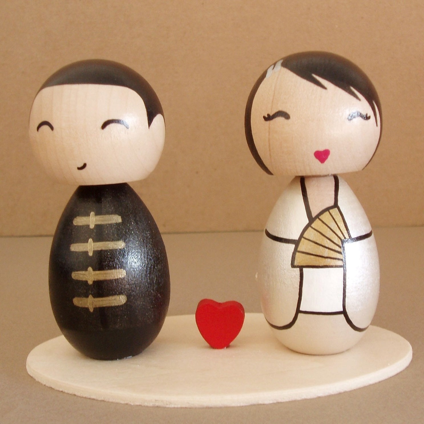 Medium Wedding Couple