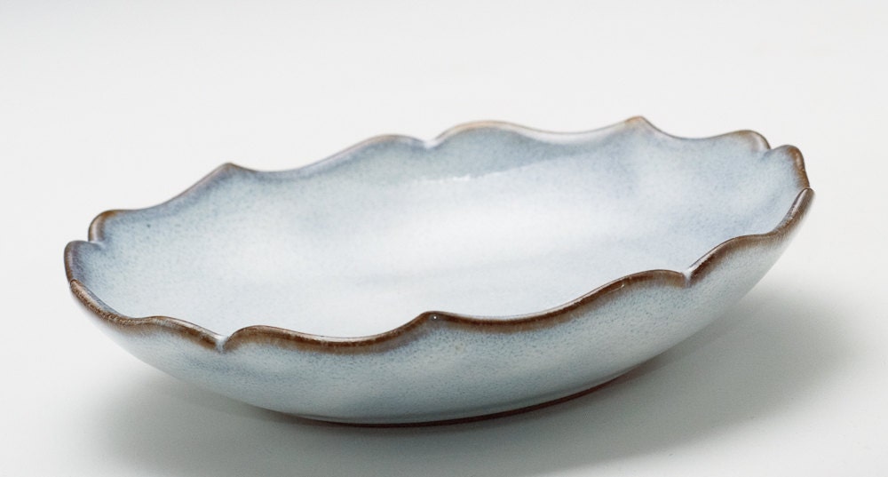 Shiny Cloudy-White Lotus Bowl