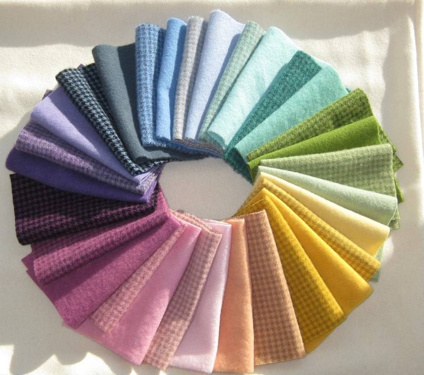 Hand Dyed and Felted Wool in Solid and Houndstooth Fabric Number 2612C