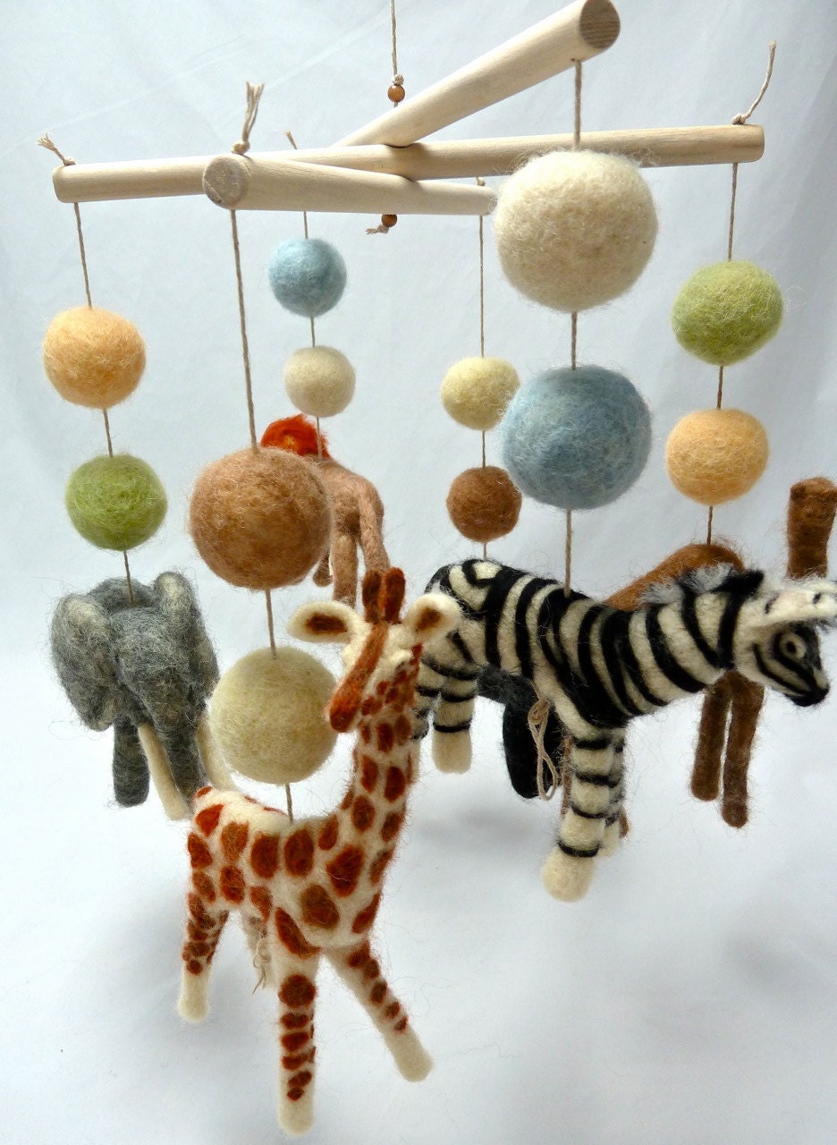 Super Safari Baby Mobile, 6 figures, 12 Balls, Custom Felted Mobile with Camel and Gorilla, Made to Order