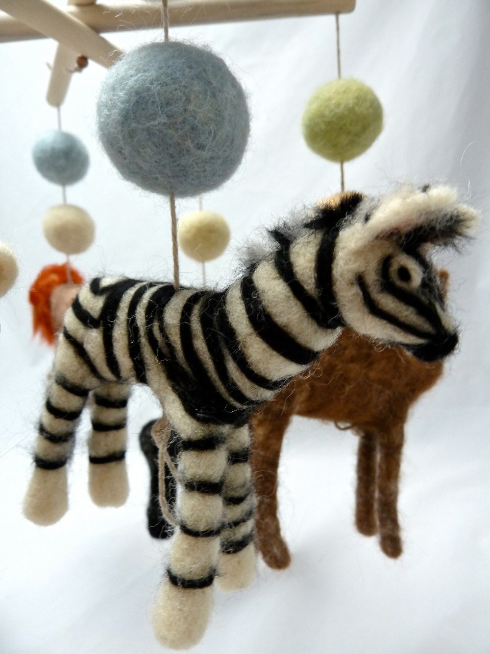 Super Safari Baby Mobile, 6 figures, 12 Balls, Custom Felted Mobile with Camel and Gorilla, Made to Order