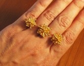 Triple Starburst 2-Finger Ring in Gold
