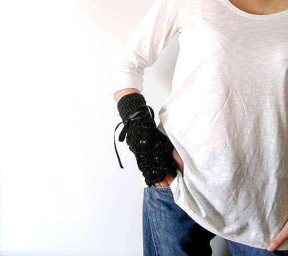 Sparkling Black Arm Warmers Fingerless Gloves Lace Mittens