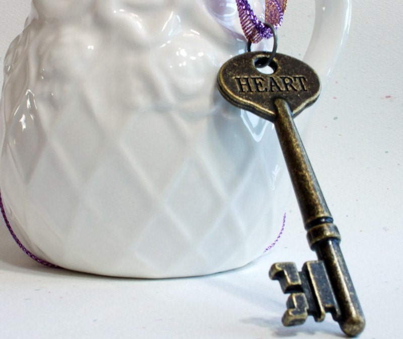 Heart Skeleton Key Necklace