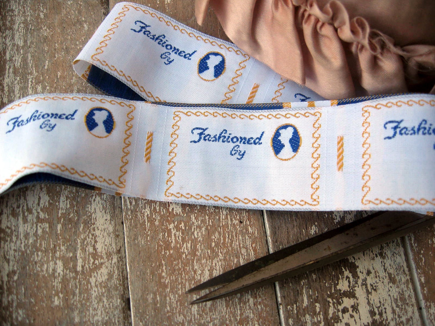 Vintage fabric sewing labels, darling graphics, set of 10