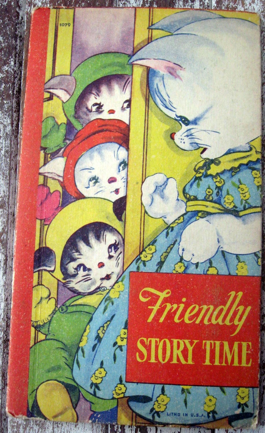 Vintage children's book, 3 kittens, 3 bears, 3 pigs, Friendly Story Time, wonderful illustrations