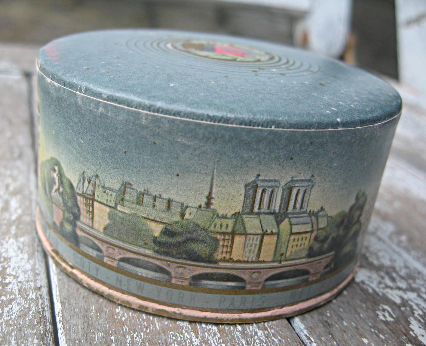 Vintage powder box, Coty "Air Spun" face powder, darling graphics