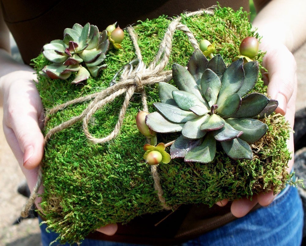 Natural Moss Wedding Ring Pillow with Succulents