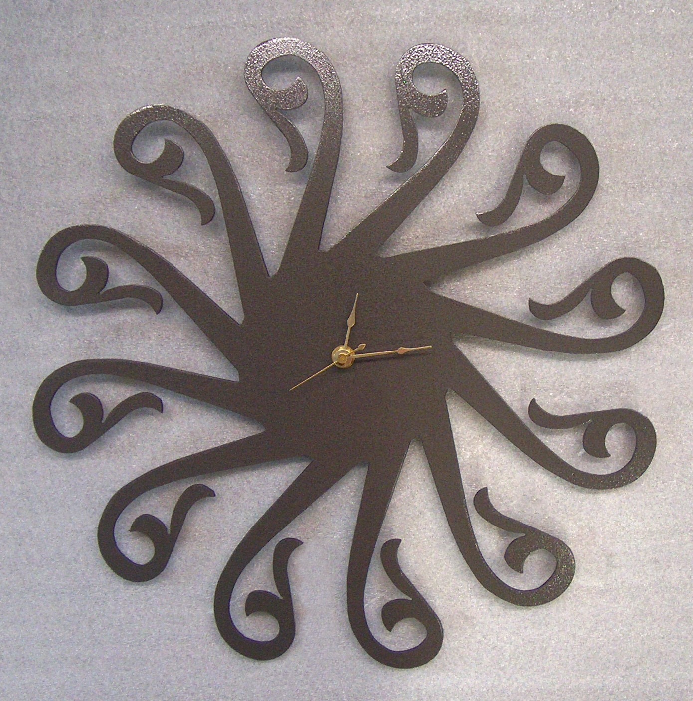 Metal Art Spiral Waves Clock - FREE USA Shipping
