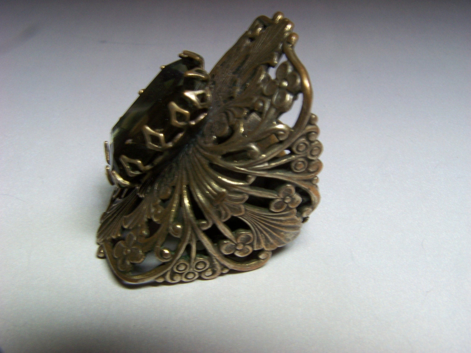 Wonderful Vintage Smoky Topaz Colored Stone and Filigree Ring