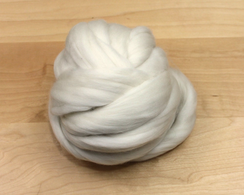 Merino/ Cashmere Roving - Undyed Spinning Fiber (4 oz)