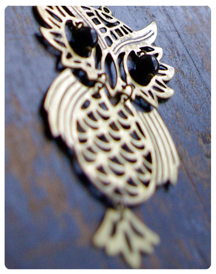 the owl is not as it seems - steampunk inspired choker-collar of unique design with elaborate golden owl pendant