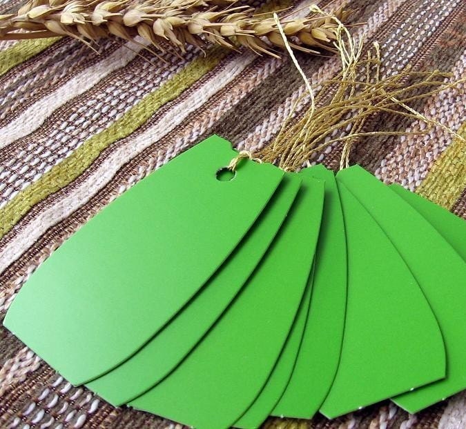 Beautiful, high quality, recycled paper tags