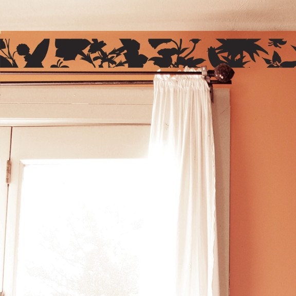 Items similar to Floral Border Vinyl Wall Decal on Etsy