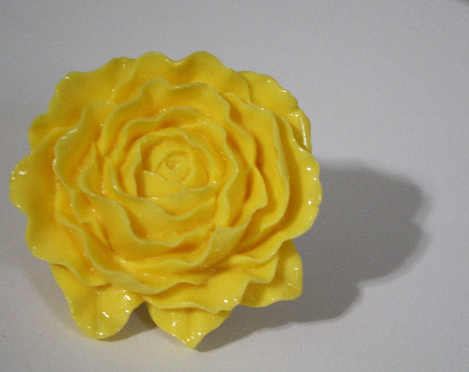 Yellow and Silver Rose Cocktail Ring
