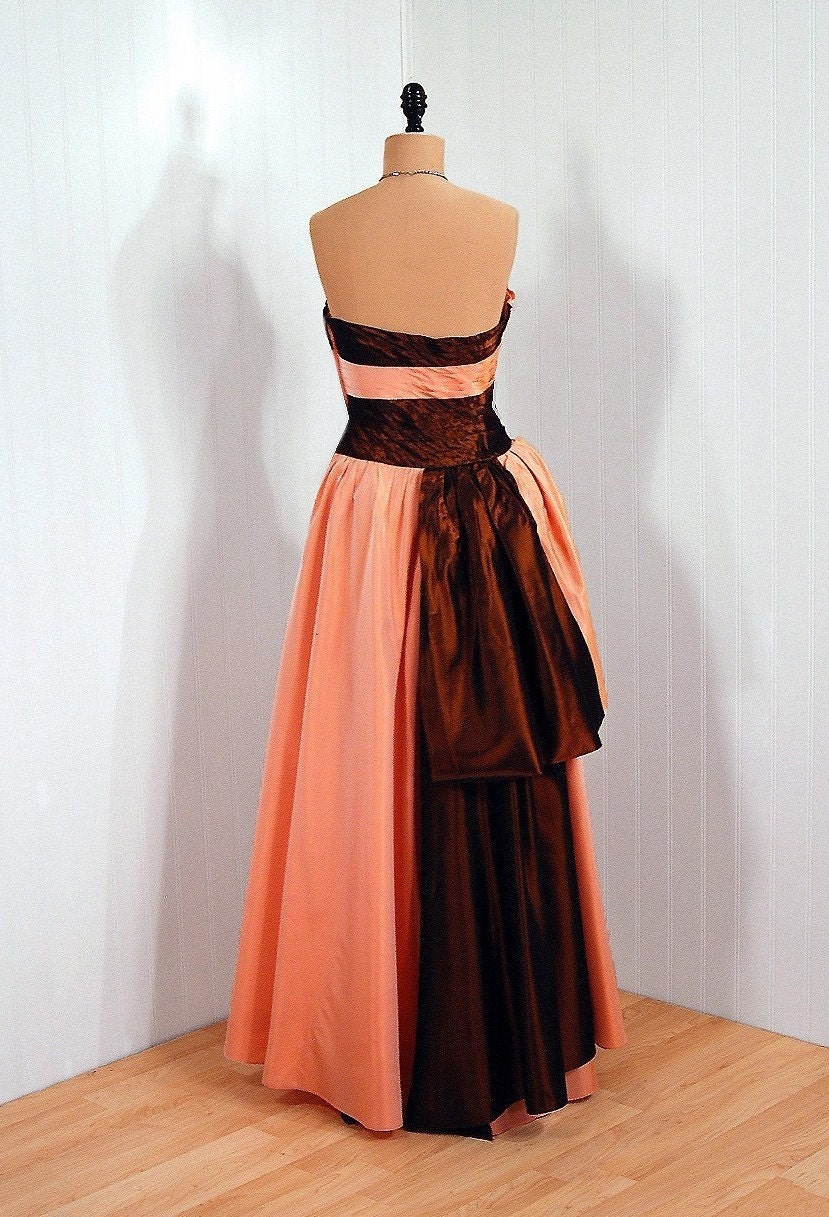 1950's Vintage Emma Domb Designer-Couture Iridescent Champagne-Peach and Copper-Bronze Ruched Strapless Rockabilly Princess Sculpted Side-Peplum Goddess Circle-Skirt Wedding Formal Evening Cocktail Party Dress Gown and Matching Shawl