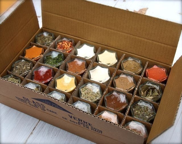 EVERYTHING but the... Gift Set (Includes 24 Spices) 1.5 oz Magnetic Spice Rack