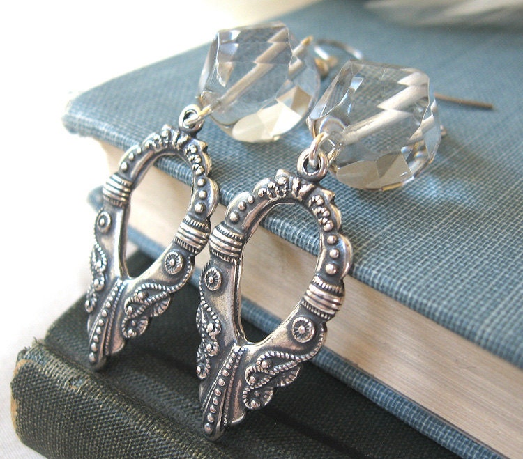 Daggers - Clear glass silver earrings - Snow Queen